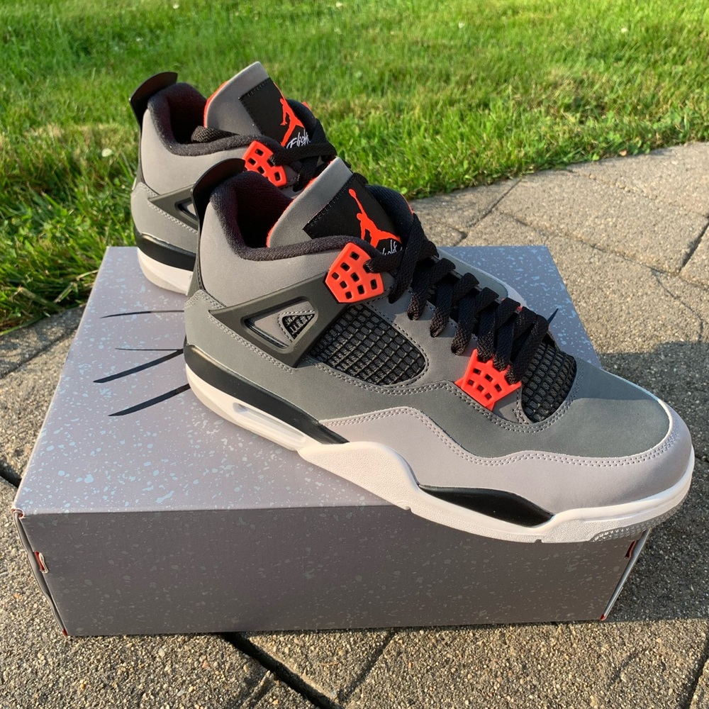 Air Jordan Retro 4 Infrared